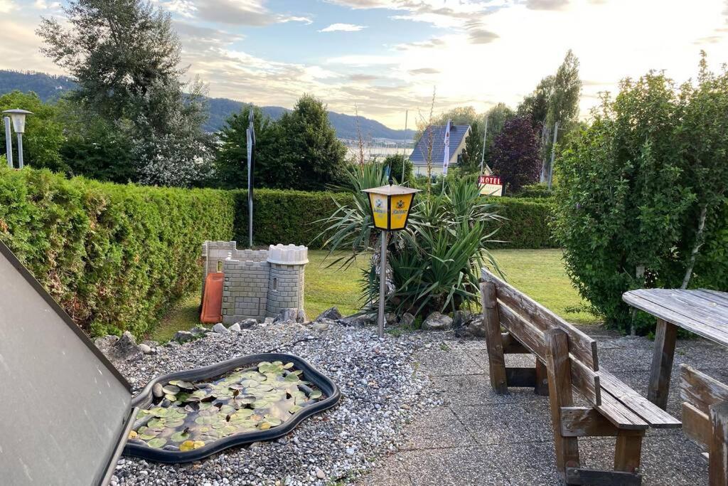 Die Seeblume - Ferienwohnung Mit Pool Und Seeblick Ludwigshafen am Bodensee Kültér fotó