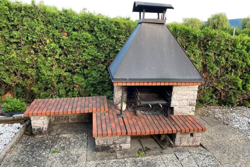 Die Seeblume - Ferienwohnung Mit Pool Und Seeblick Ludwigshafen am Bodensee Kültér fotó