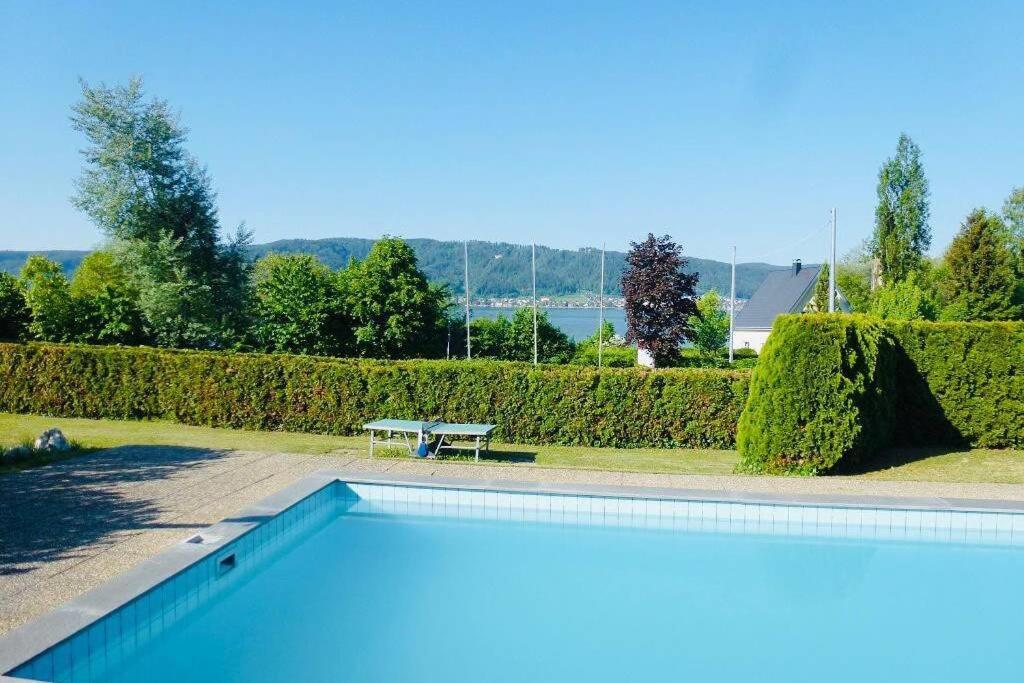 Die Seeblume - Ferienwohnung Mit Pool Und Seeblick Ludwigshafen am Bodensee Kültér fotó