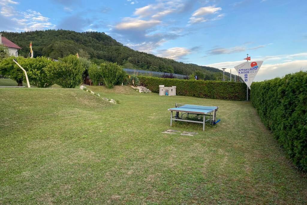 Die Seeblume - Ferienwohnung Mit Pool Und Seeblick Ludwigshafen am Bodensee Kültér fotó